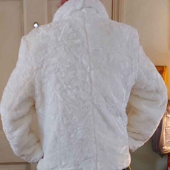 White faux fur teddy jacket. Size XL by Style & Co. NWOT - Picture 2 of 8